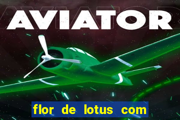 flor de lotus com lua tatuagem